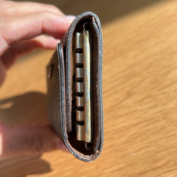Great Condition AUTHENTIC Louis Vuitton Key Holder Wallet - Picture 5 of 9